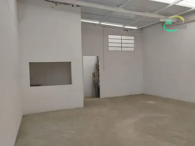 Galpão / Barracão com 355m², para alugar, no bairro Jardim do Trevo em Campinas