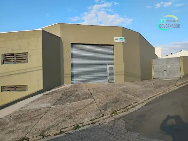 Galpão / Barracão com 355m², para alugar, no bairro Jardim do Trevo em Campinas