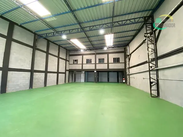 Galpão / Barracão com 340m², para alugar, no bairro Jardim Ouro Preto em Campinas