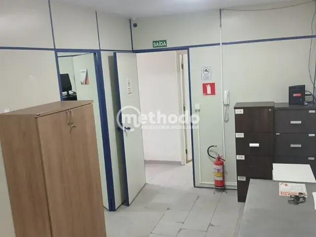 Galpão / Barracão com 180m², para alugar, no bairro Vila Pompéia em Campinas