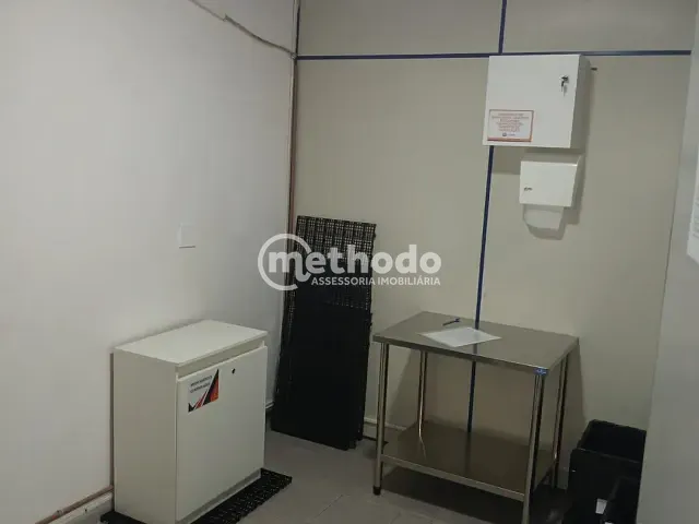 Galpão / Barracão com 180m², para alugar, no bairro Vila Pompéia em Campinas