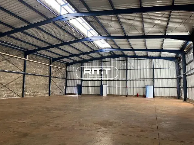 Galpão / Barracão com 730m², para alugar, no bairro Betel em Paulínia