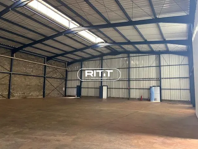 Galpão / Barracão com 730m², para alugar, no bairro Betel em Paulínia