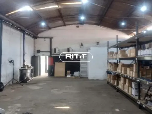 Galpão / Barracão com 420m², para alugar, no bairro Jardim Aparecida em Campinas