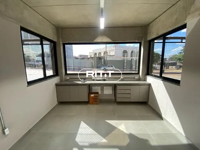 Galpão / Barracão com 1782m², para alugar, no bairro Parque Emília em Sumaré
