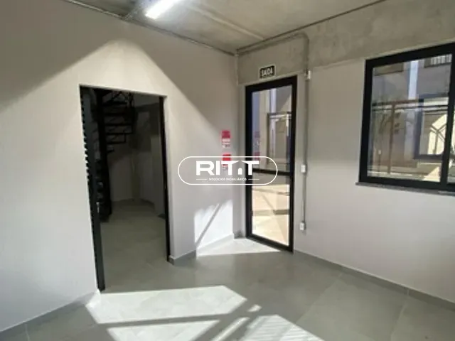 Galpão / Barracão com 1782m², para alugar, no bairro Parque Emília em Sumaré