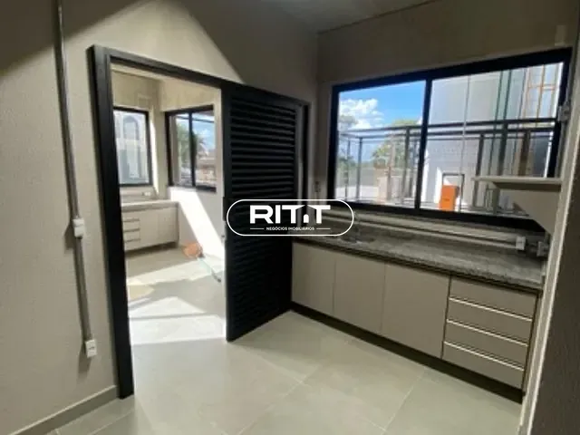 Galpão / Barracão com 1782m², para alugar, no bairro Parque Emília em Sumaré