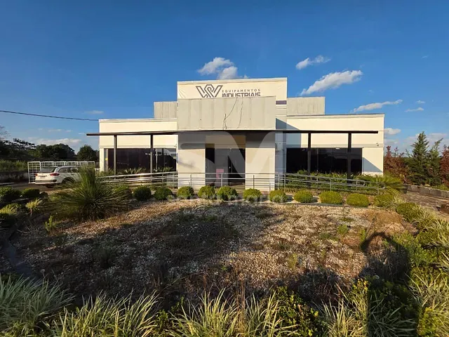 Galpão / Barracão com 5130m², à venda, no bairro Trevo em Chapecó
