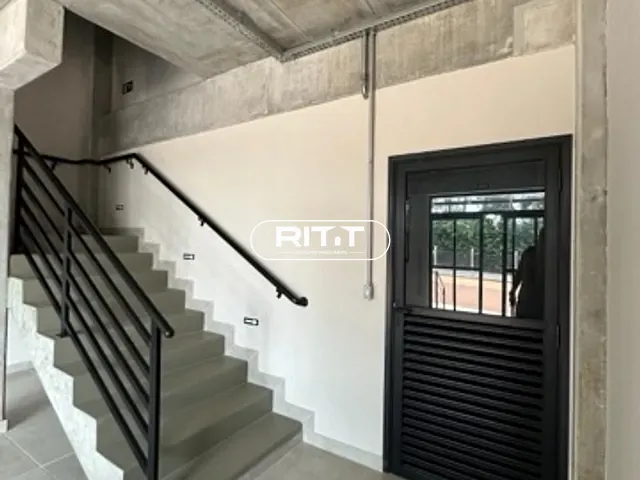 Galpão / Barracão com 717m², para alugar, no bairro Planalto do Sol em Sumaré