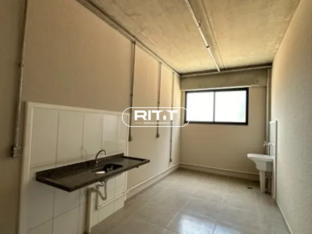 Galpão / Barracão com 873m², para alugar, no bairro Planalto do Sol em Sumaré