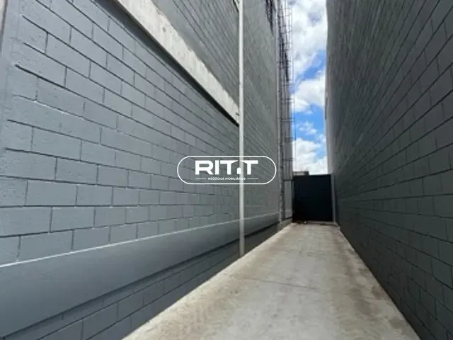 Galpão / Barracão com 873m², para alugar, no bairro Planalto do Sol em Sumaré
