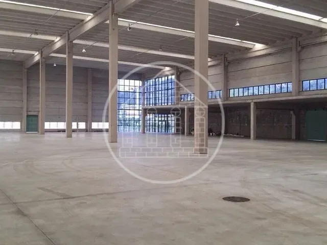Galpão / Barracão com 25m², à venda ou para alugar, no bairro Ingahi em Itapevi