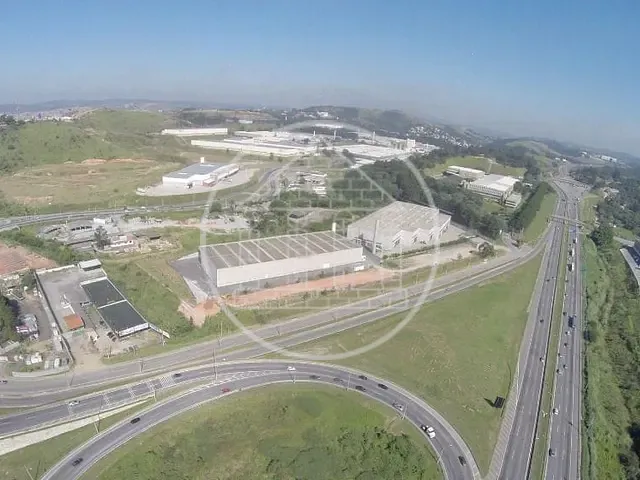 Galpão / Barracão com 25m², à venda ou para alugar, no bairro Ingahi em Itapevi