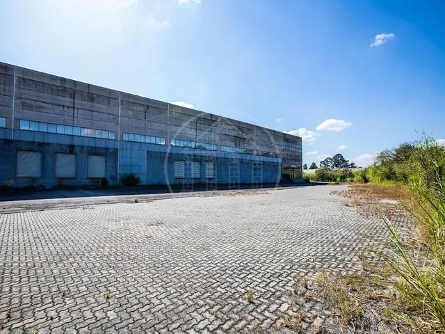 Galpão / Barracão com 25m², à venda ou para alugar, no bairro Ingahi em Itapevi