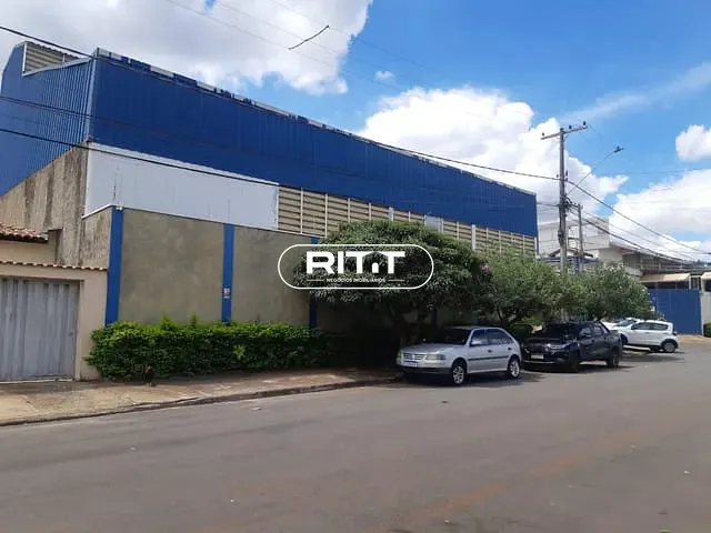 Galpão / Barracão com 621m², à venda, no bairro Jardim Aclimação em Sumaré