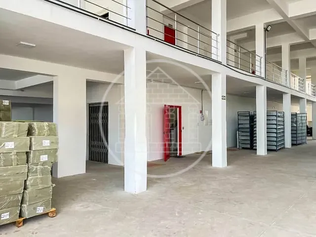 Galpão / Barracão com 2095m², à venda, no bairro Jardim Andaraí em São Paulo