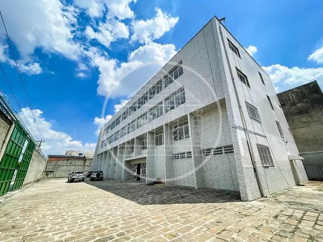 Galpão / Barracão com 2095m², à venda, no bairro Jardim Andaraí em São Paulo