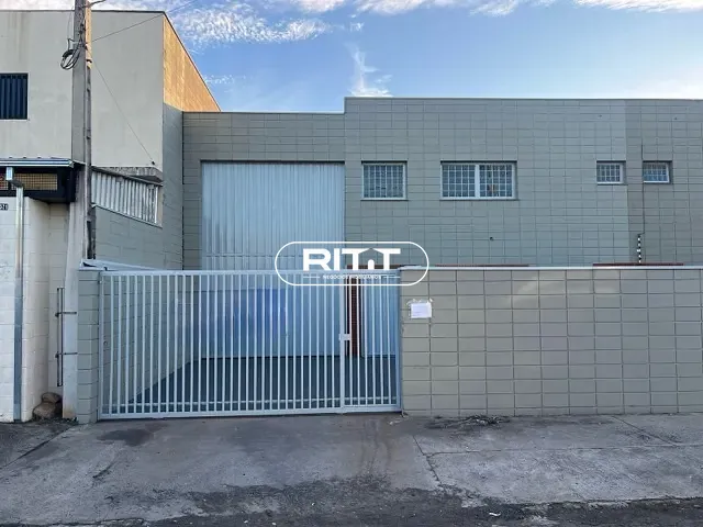 Galpão / Barracão com 258m², para alugar, no bairro Parque Via Norte em Campinas
