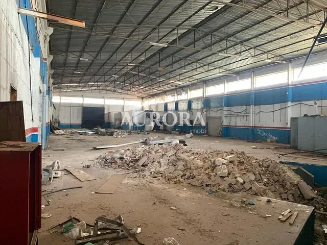 Galpão / Barracão com 5246m², à venda ou para alugar, no bairro Boa Vista em Londrina