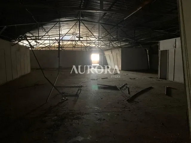 Galpão / Barracão com 5246m², à venda ou para alugar, no bairro Boa Vista em Londrina