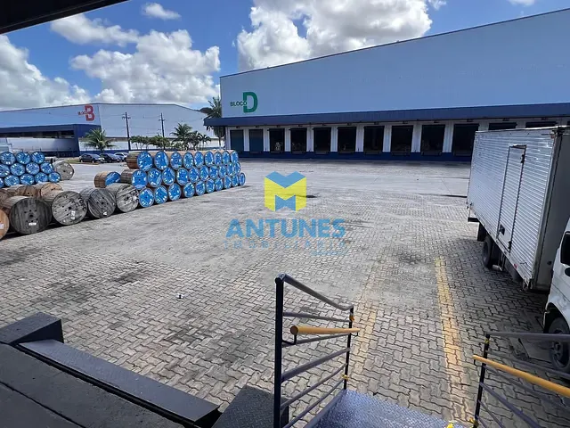 Galpão / Barracão com 1735m², para alugar, no bairro Prazeres em Jaboatão dos Guararapes