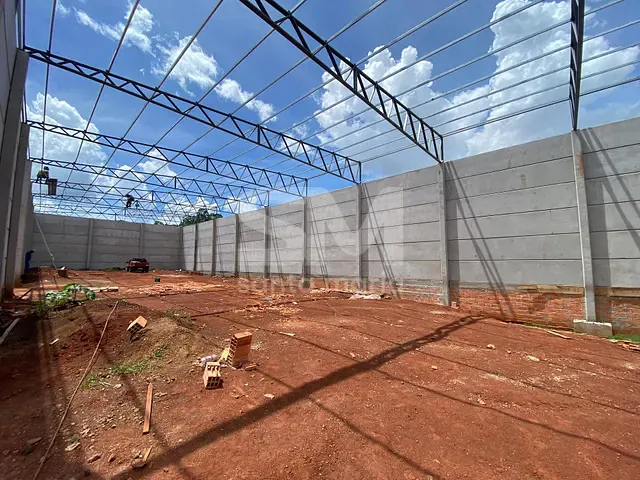 Galpão / Barracão com 675m², para alugar, no bairro Parque das Palmeiras em Chapecó
