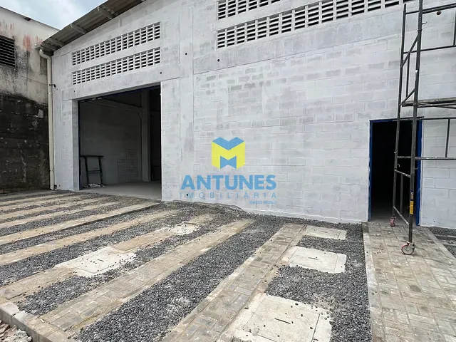 Galpão / Barracão com 220m², para alugar, no bairro Garapu em Cabo de Santo Agostinho