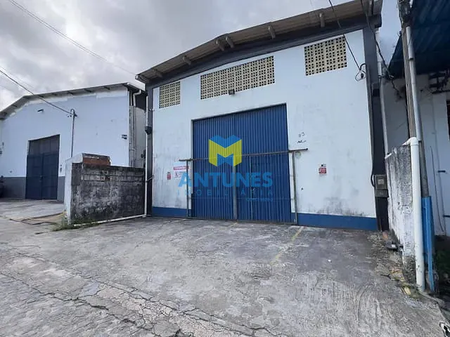 Galpão / Barracão com 170m², para alugar, no bairro Jardim Jordão em Jaboatão dos Guararapes
