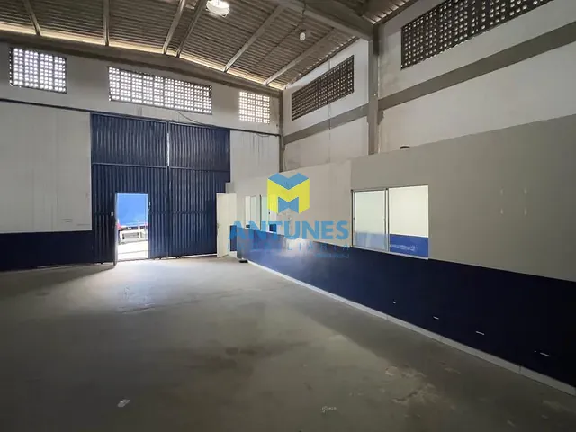 Galpão / Barracão com 170m², para alugar, no bairro Jardim Jordão em Jaboatão dos Guararapes