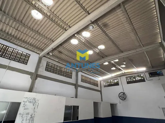 Galpão / Barracão com 170m², para alugar, no bairro Jardim Jordão em Jaboatão dos Guararapes