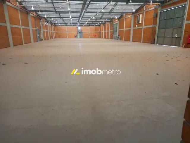 Galpão / Barracão com 3000m², para alugar, no bairro Jardim Santa Genebra em Campinas