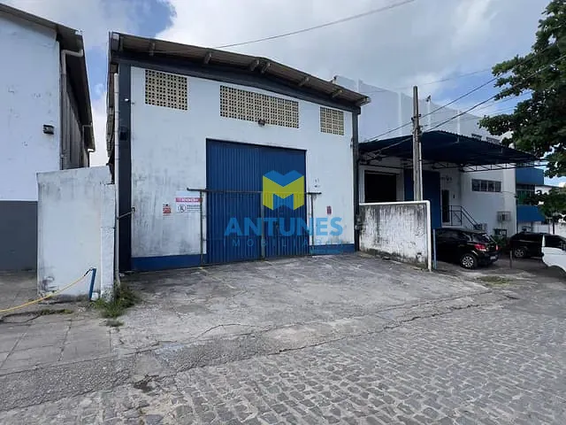Galpão / Barracão com 170m², para alugar, no bairro Jardim Jordão em Jaboatão dos Guararapes