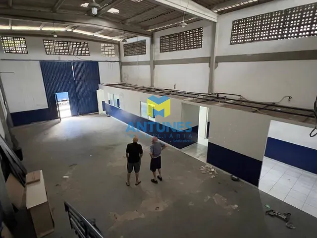 Galpão / Barracão com 170m², para alugar, no bairro Jardim Jordão em Jaboatão dos Guararapes