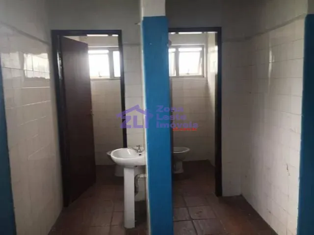 Galpão / Barracão com 800m², à venda, no bairro Vila Nova York em São Paulo