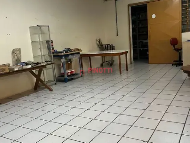 Galpão / Barracão para alugar, no bairro Suíço em São Bernardo do Campo