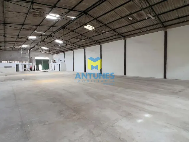 Galpão / Barracão com 700m², para alugar, no bairro Ibura em Recife