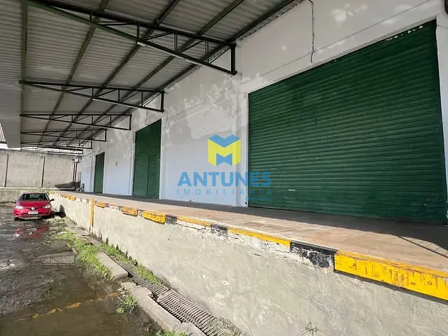 Galpão / Barracão com 2400m², para alugar, no bairro Ibura em Recife