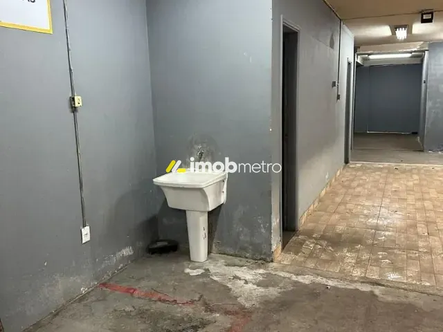 Galpão / Barracão com 450m², à venda ou para alugar, no bairro Botafogo em Campinas