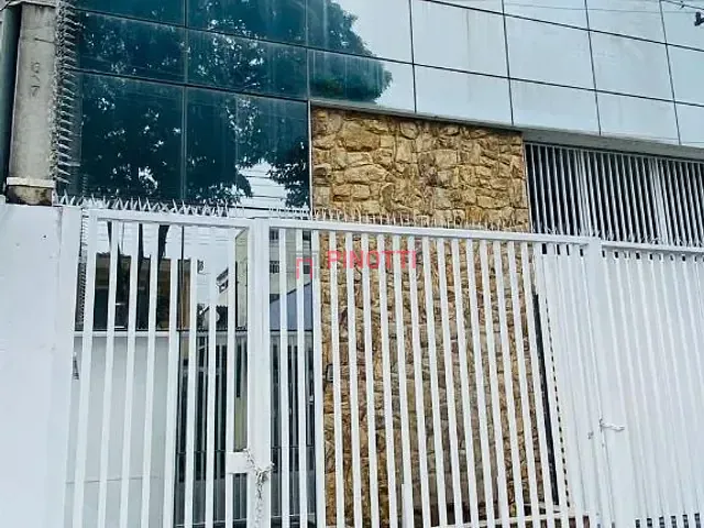 Galpão / Barracão à venda, no bairro Vila Sacadura Cabral em Santo André