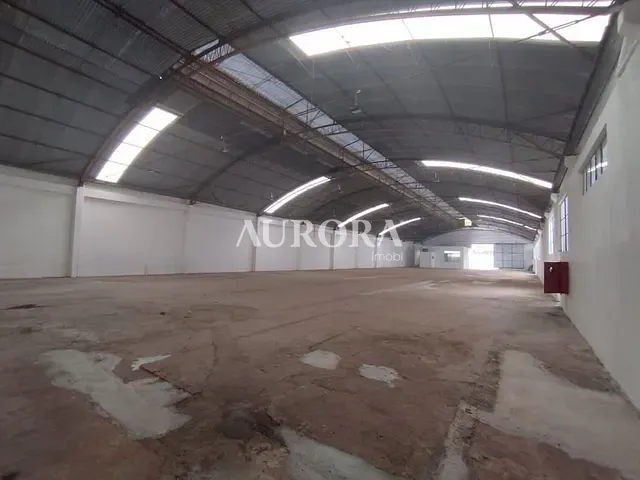 Galpão / Barracão com 1550m², para alugar, no bairro Veraliz em Londrina
