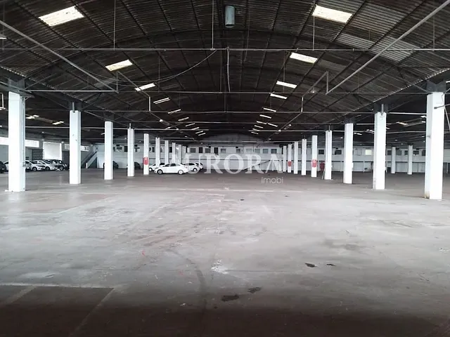 Galpão / Barracão com 10000m², para alugar, no bairro Veraliz em Londrina