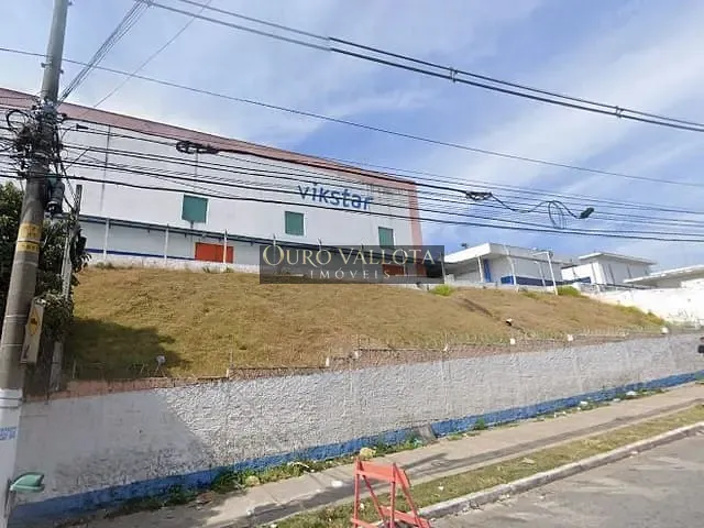 Galpão / Barracão com 5500m², para alugar, no bairro Jardim Helian em São Paulo