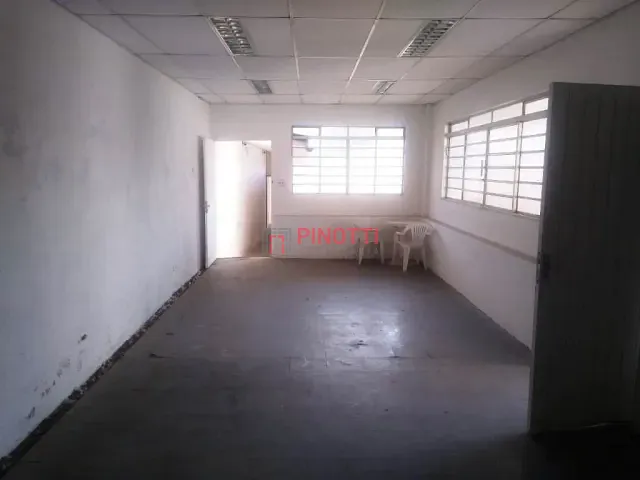 Galpão / Barracão à venda ou para alugar, no bairro Centro em São Bernardo do Campo