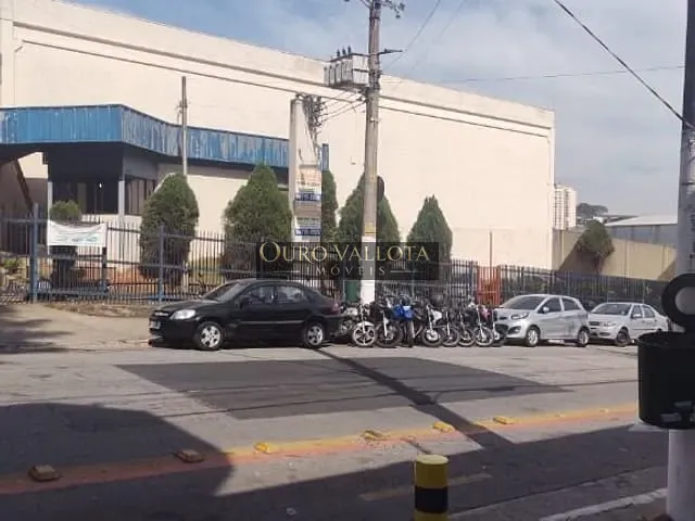 Galpão / Barracão com 3000m², para alugar, no bairro Parque São Lourenço em São Paulo