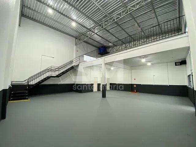 Galpão / Barracão com 266m², para alugar, no bairro Paraíso em Chapecó