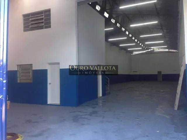 Galpão / Barracão com 400m², à venda, no bairro Vila Nova York em São Paulo