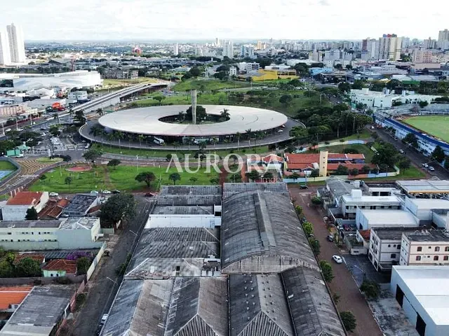 Galpão / Barracão com 7000m², à venda ou para alugar, no bairro Centro em Londrina