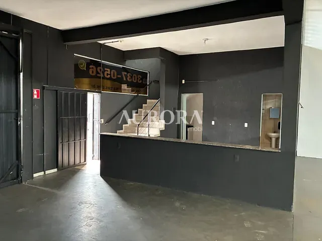 Galpão / Barracão com 455m², para alugar, no bairro Lago Igapó em Londrina
