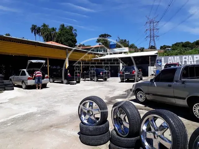 Galpão / Barracão com 900m², à venda, no bairro Jardim Casa Grande em São Paulo