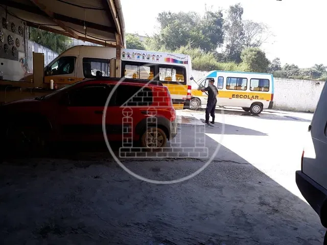 Galpão / Barracão com 900m², à venda, no bairro Jardim Casa Grande em São Paulo